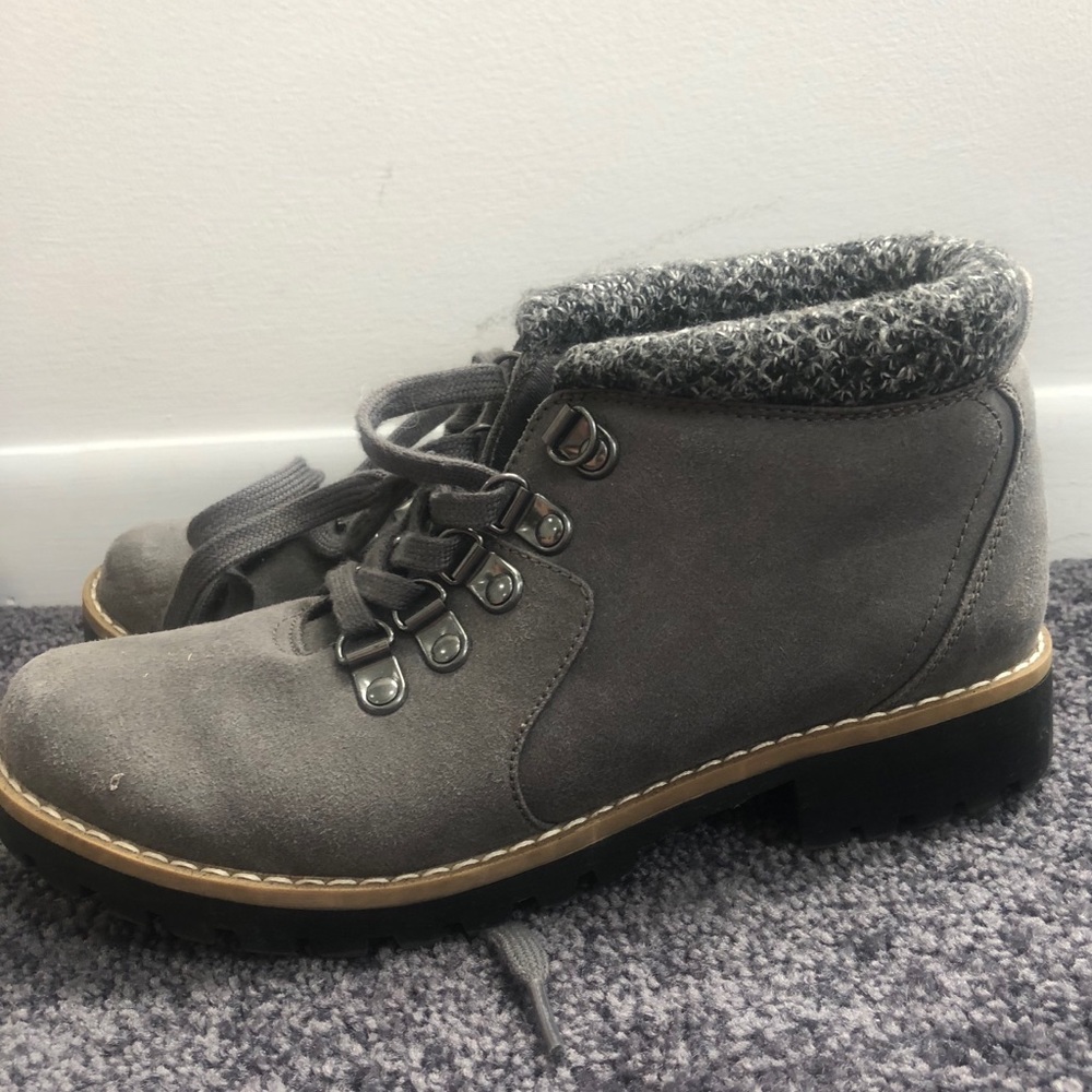 Booties - Picture 5 of 6